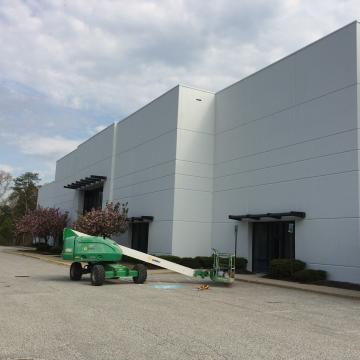 Exterior Coating of Large Commercial Complex