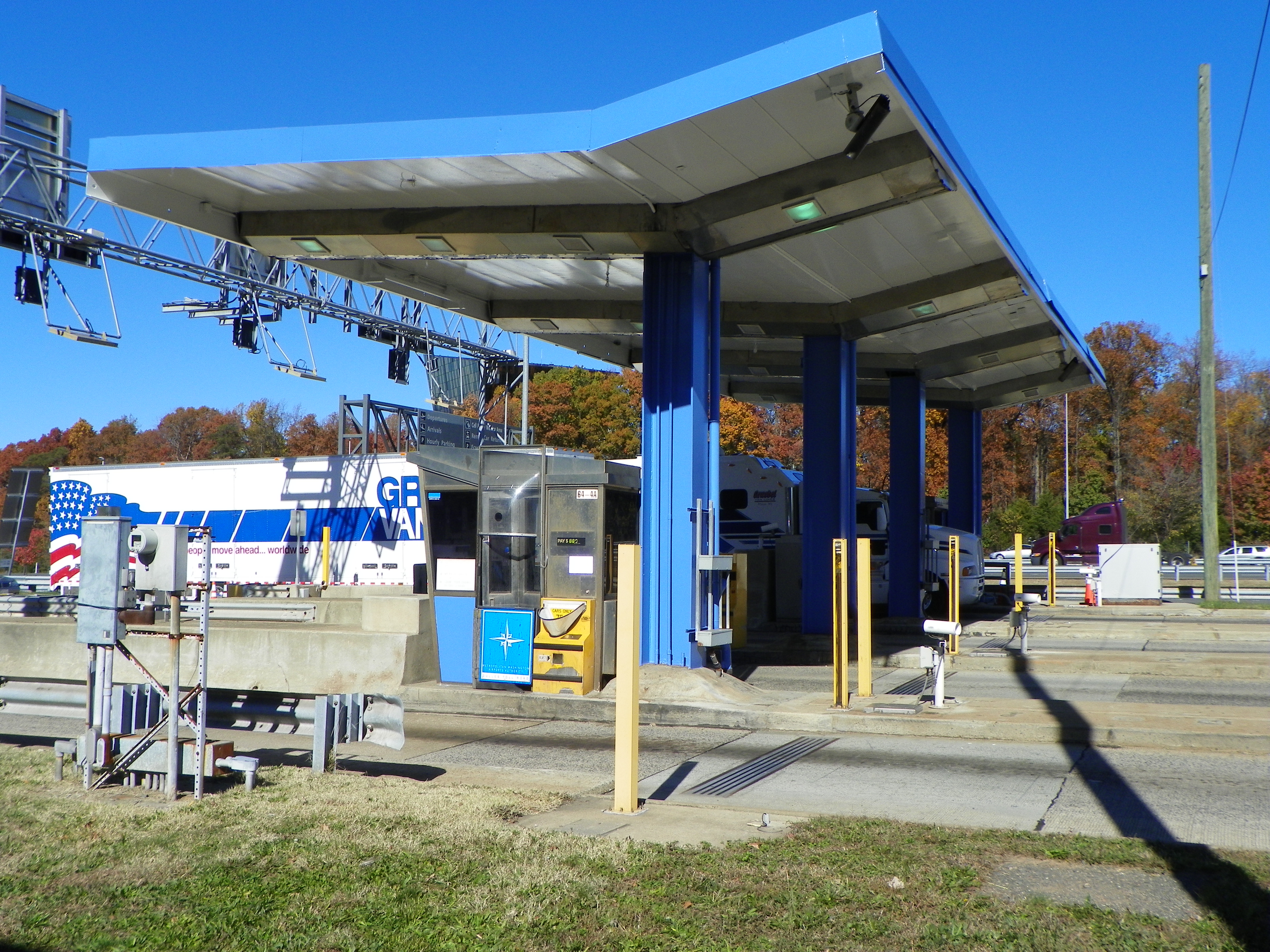 Dulles International Airport Toll Plazas