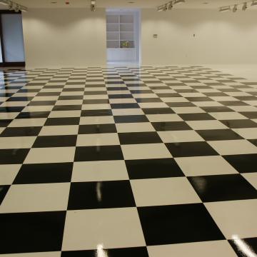 Decorative two-tone seamless floor.